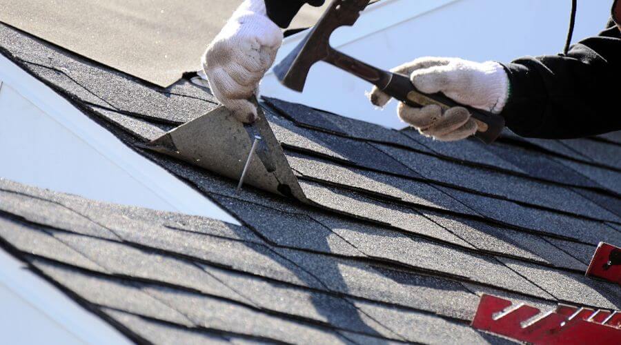 Professional gutter cleaning in Odell, NE